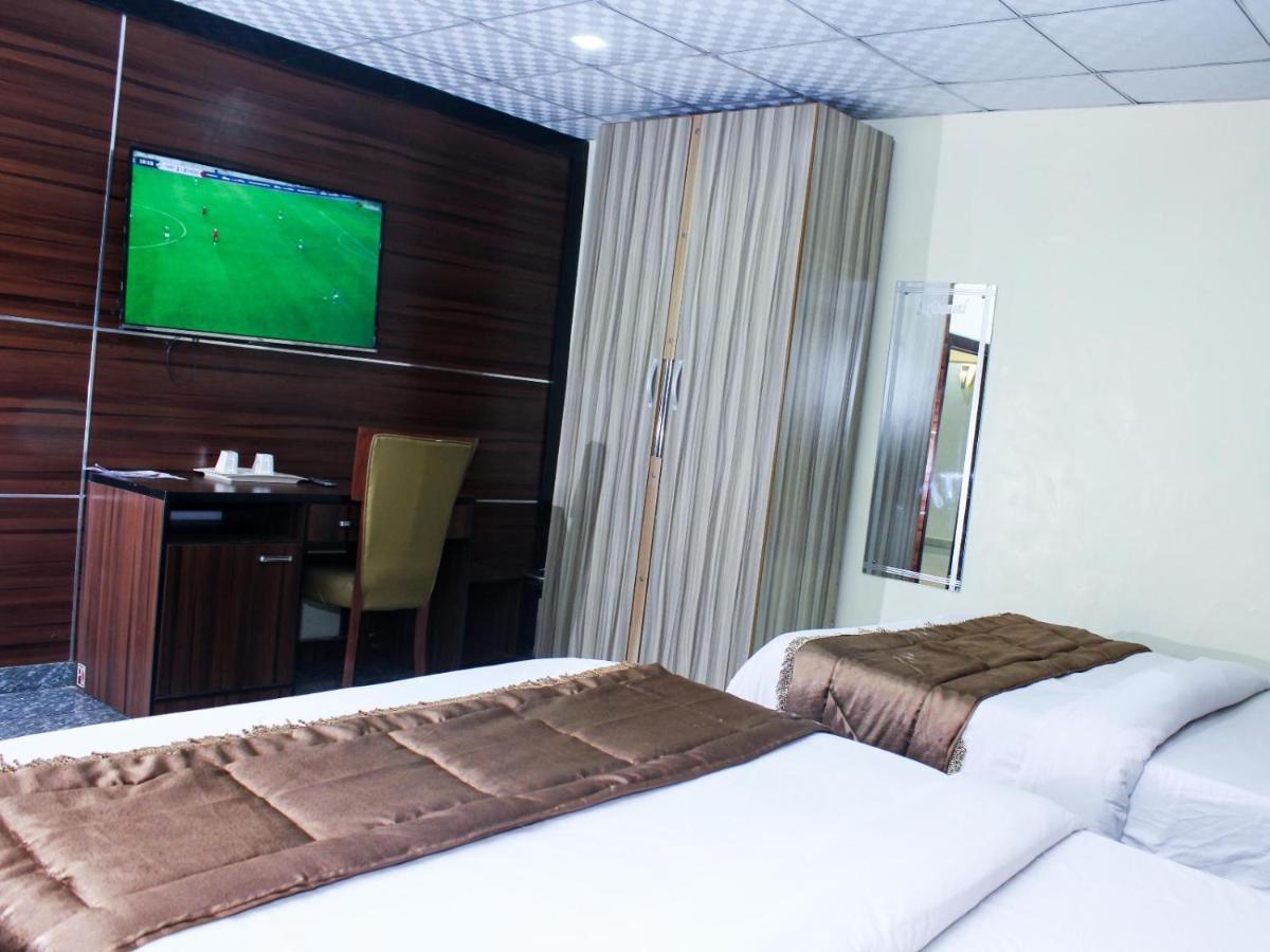 Six Diamond Hotel Ikeja Eksteriør bilde