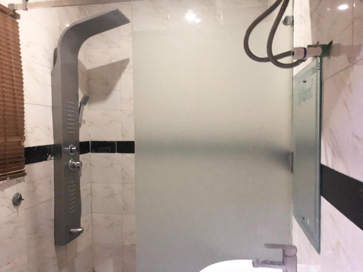 Six Diamond Hotel Ikeja Eksteriør bilde